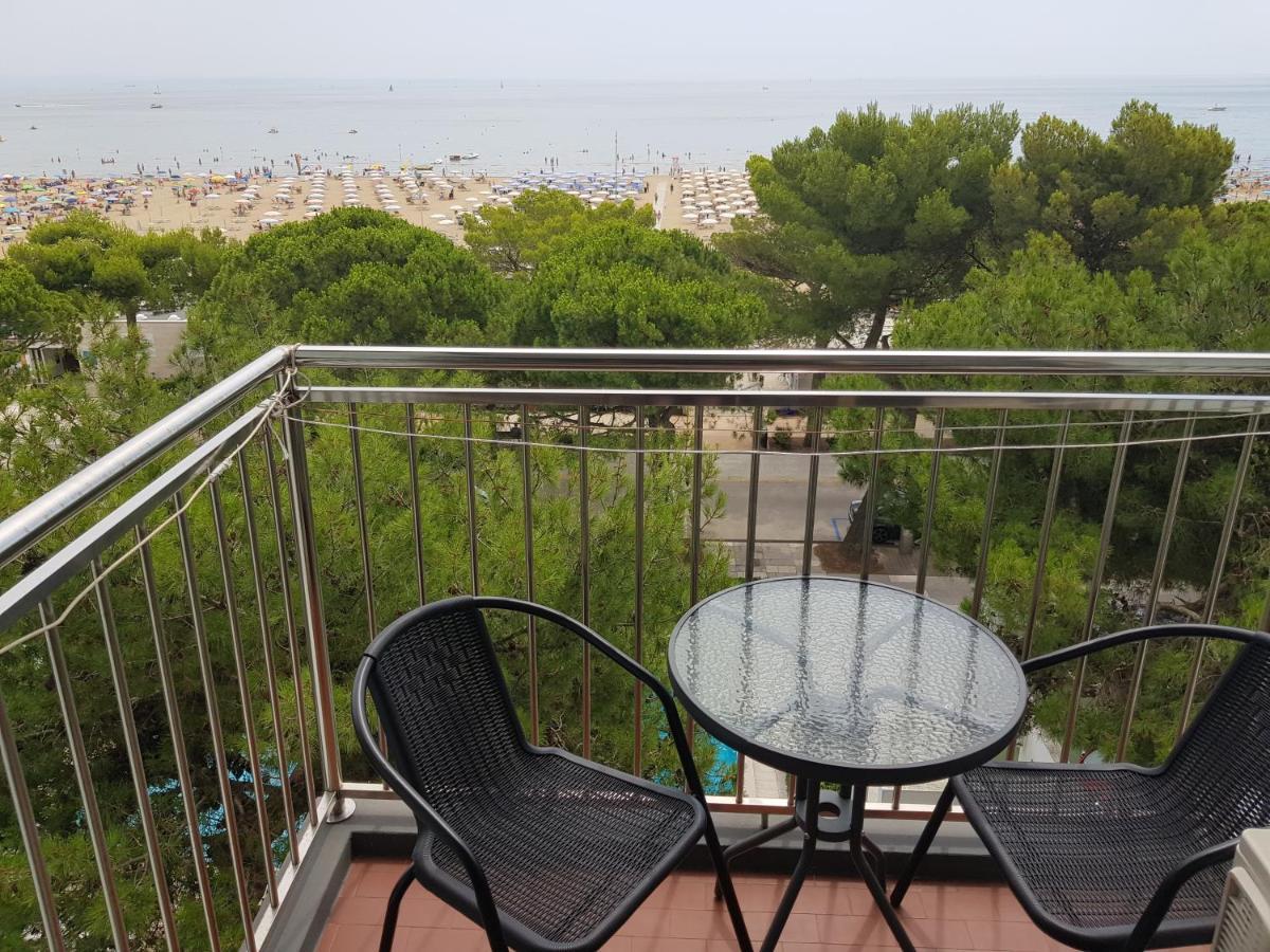 International Seaview Apartments Lignano Sabbiadoro Luaran gambar