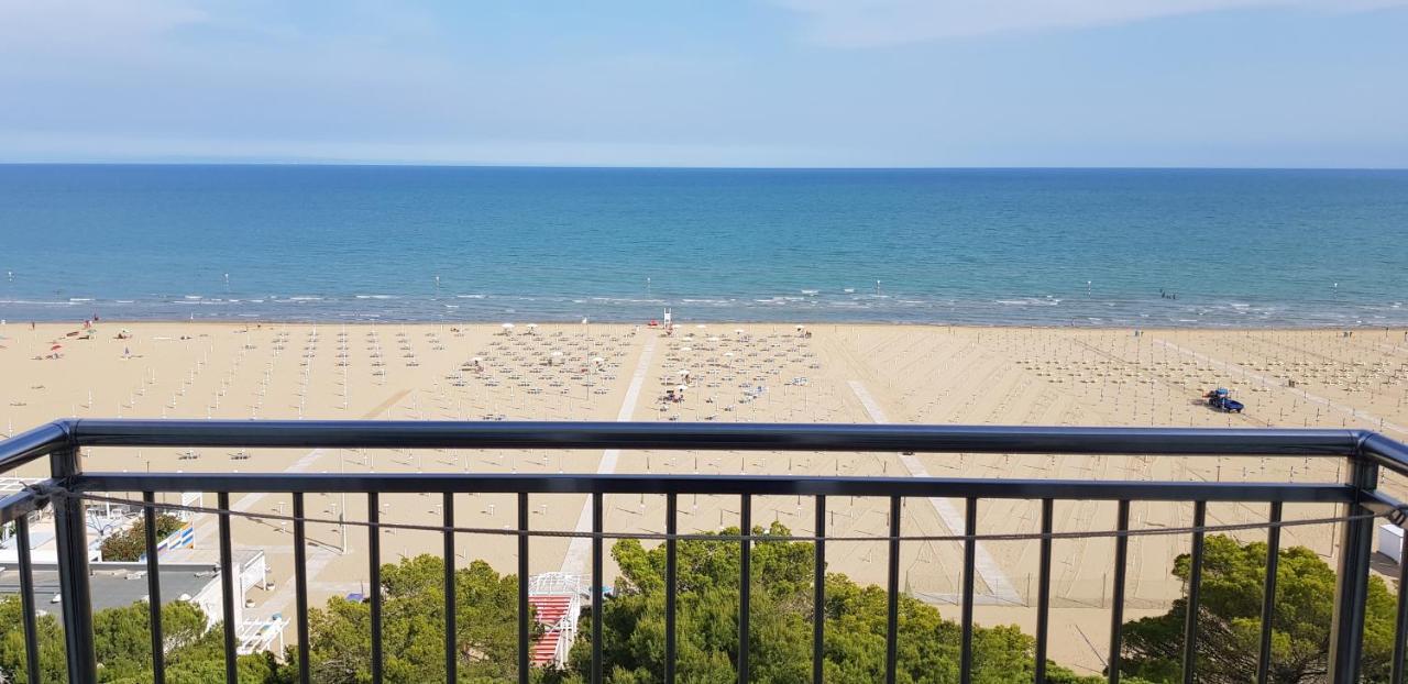 International Seaview Apartments Lignano Sabbiadoro Luaran gambar