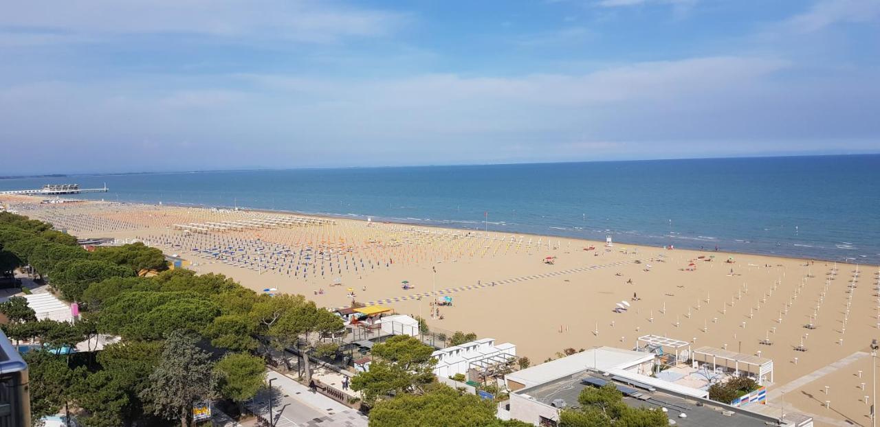 International Seaview Apartments Lignano Sabbiadoro Luaran gambar